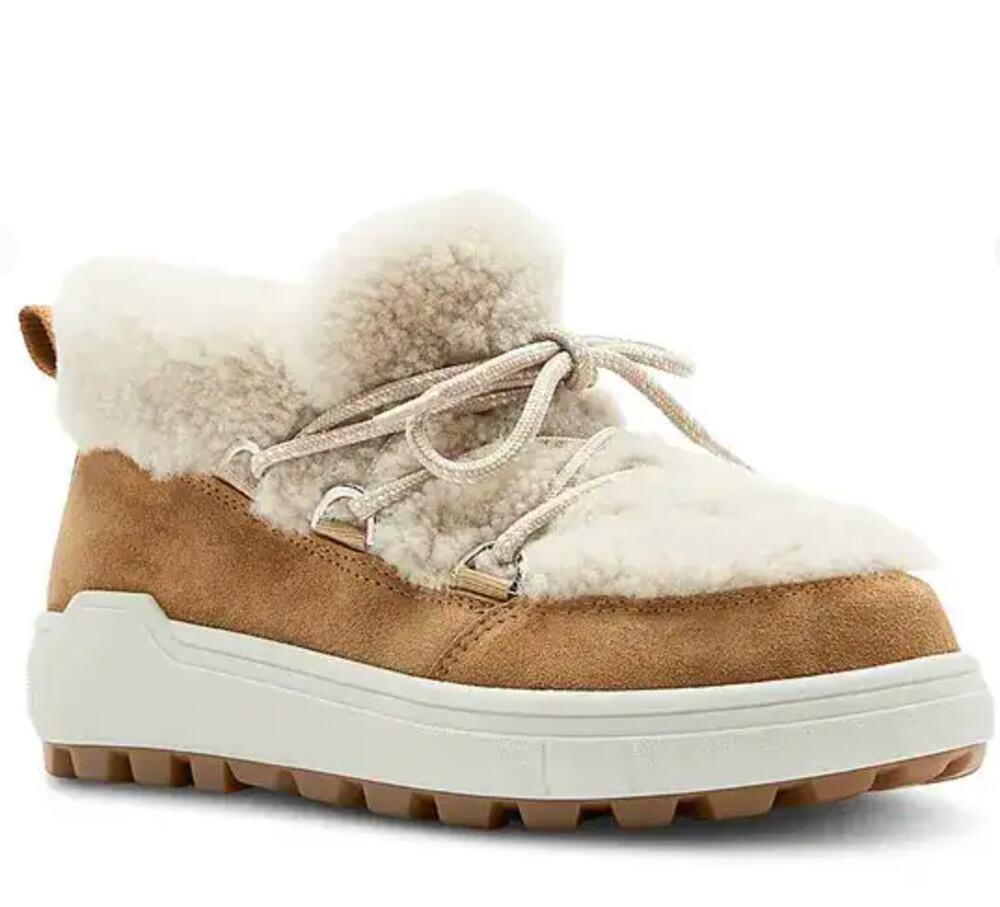 La Canadienne Laupen Shearling Waterproof Suede Ice-Grip Boots Women's 6.5
